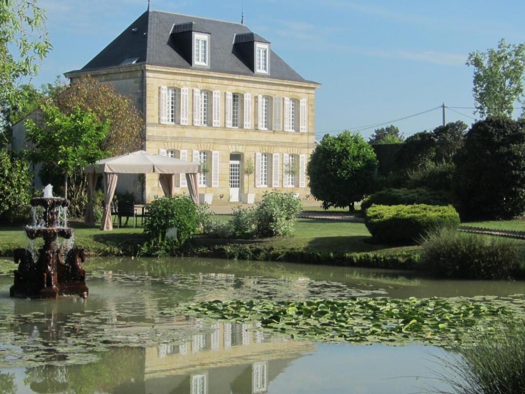 Chateau Beau Jardin Hotel Gaillan-en-Médoc Buitenkant foto