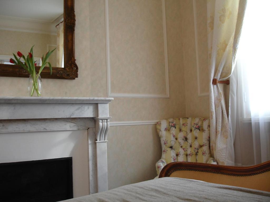 Chateau Beau Jardin Hotel Gaillan-en-Médoc Kamer foto